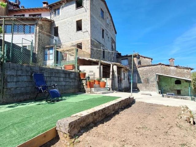 Rustico in vendita a Unione dei comuni Media Valle del Serchio, Ponte A Serraglio