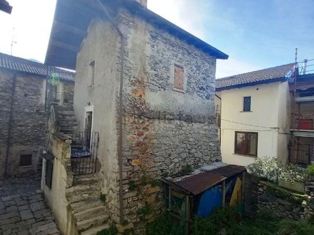 Rustico in vendita a Comunità montana della Valchiavenna, Novate Mezzola
