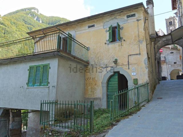 Rustico in vendita a Mezzana, Fivizzano