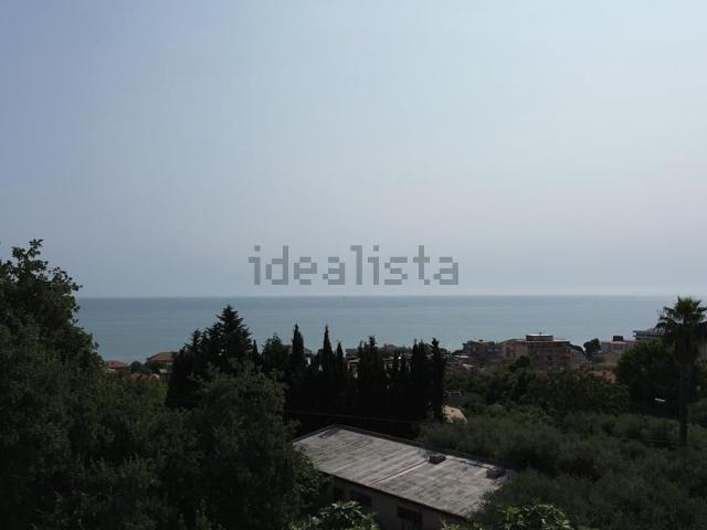 Rustico in vendita a Silvi, Abruzzo