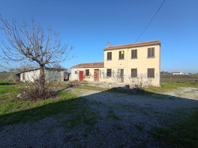 Rustico in vendita a Agna, Veneto