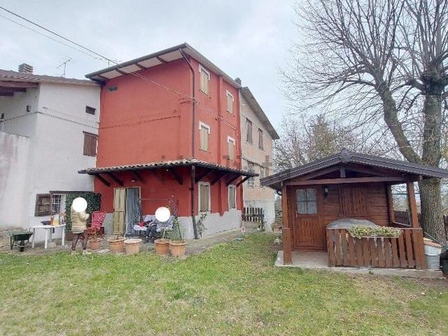 Rustico in vendita a Unione dei comuni del Frignano, Serramazzoni