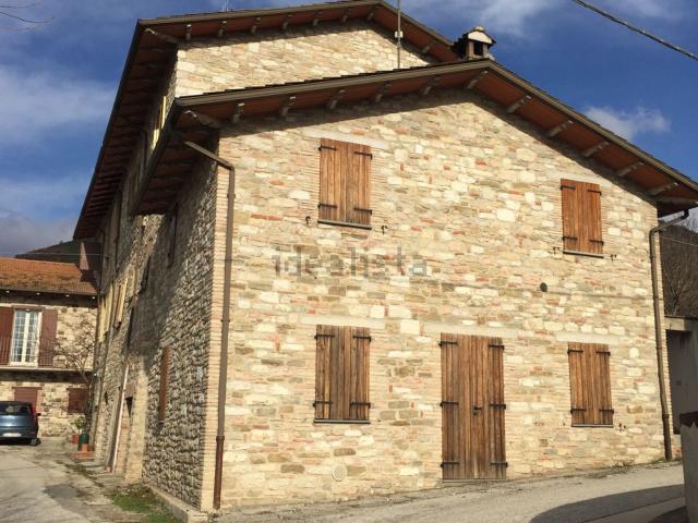 Rustico in vendita a Gubbio, Umbria