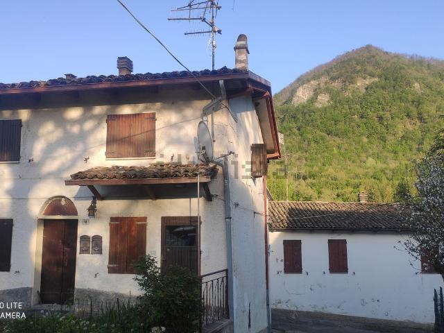 Rustico in vendita a Unione dell'Appennino Bolognese, Castel D'aiano