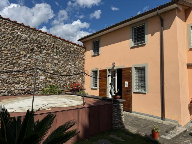Rustico in vendita a Pozzi, Seravezza