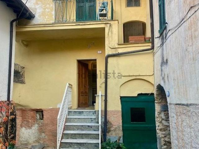 Rustico in vendita a Prelà, Liguria