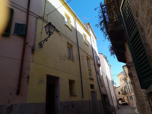 Rustico in vendita a Loreto Aprutino, Abruzzo