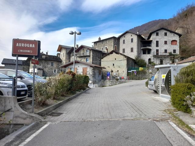 Rustico in vendita a Trezzone, Lombardia