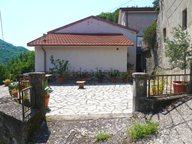 Rustico in vendita a Unione di comuni Montana Lunigiana, Fivizzano