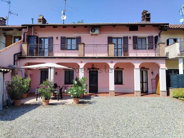 Rustico in vendita a San Genuario, Crescentino