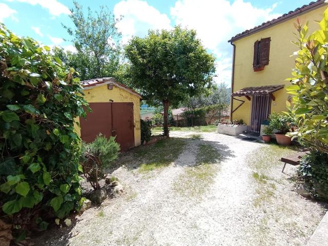 Rustico in vendita a Marche, Macerata