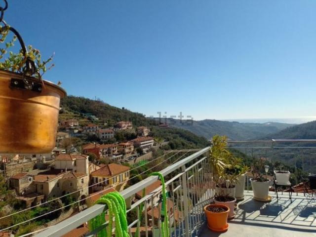Rustico in vendita a Pietrabruna, Liguria