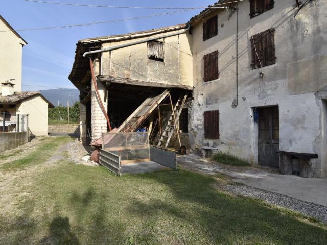 Rustico in vendita a Fonte, Castelcucco
