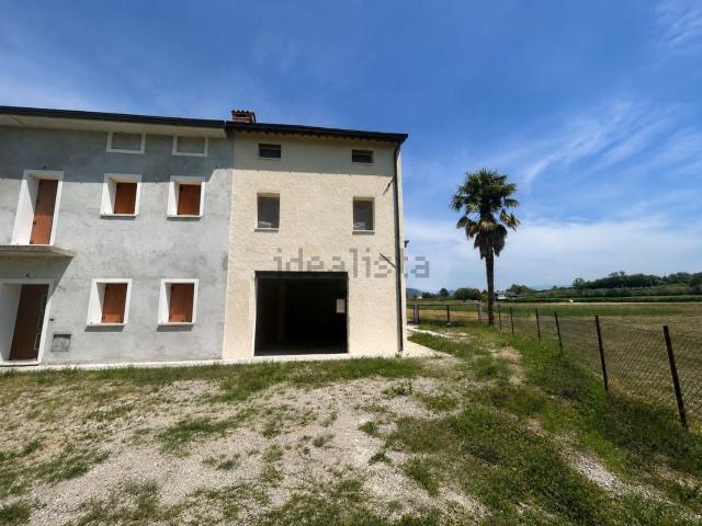 Rustico in vendita a Fonte Alto, Veneto