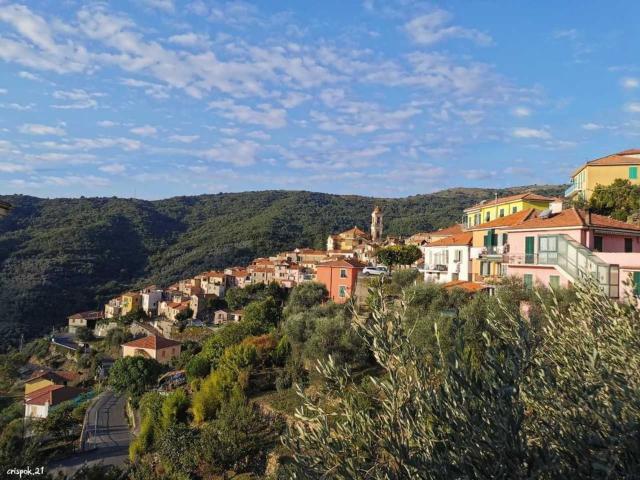 Rustico in vendita a Pietrabruna, Liguria