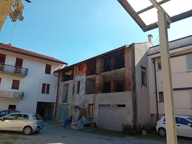 Rustico in vendita a Faell, Briosco