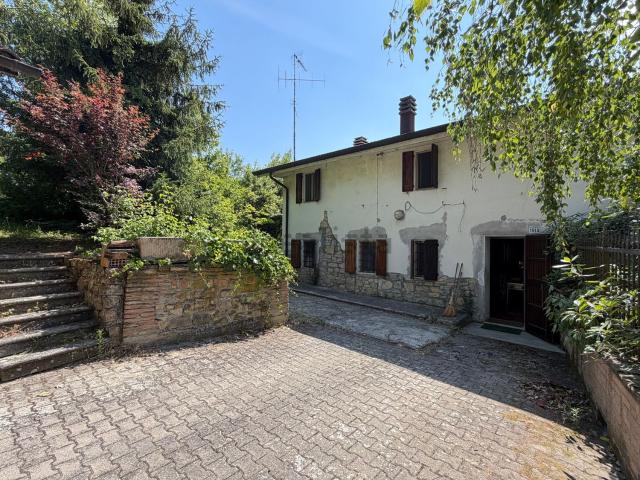 Rustico in vendita a Unione dei comuni del Frignano, Serramazzoni