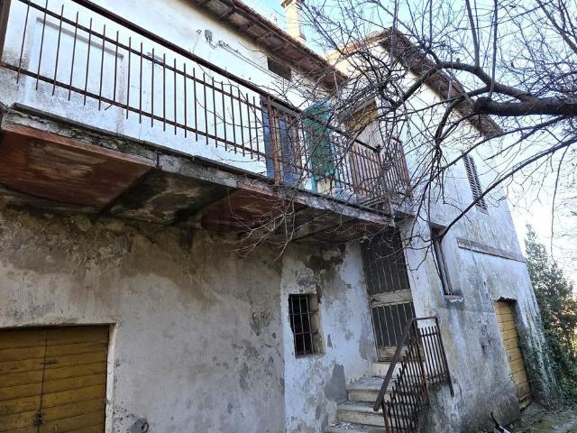 Rustico in vendita a Pila, Perugia