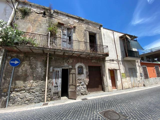 Rustico in vendita a Brusciano, Campania