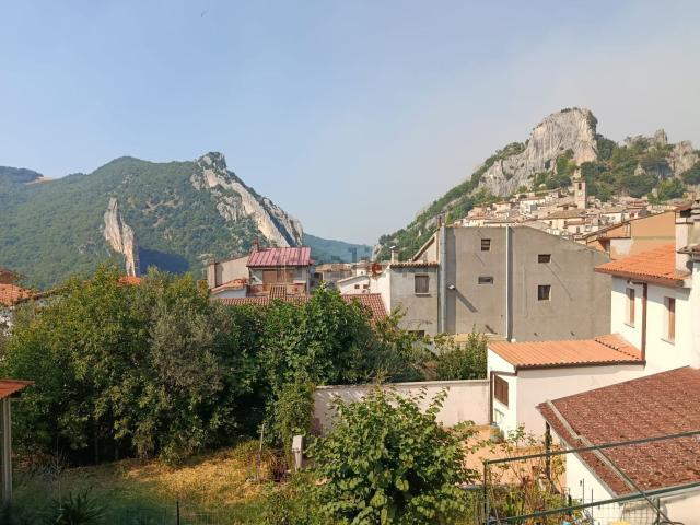 Rustico in vendita a Pennadomo, Abruzzo