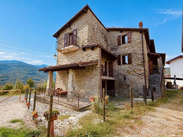 Rustico in vendita a Cascina Balzago, Bobbio