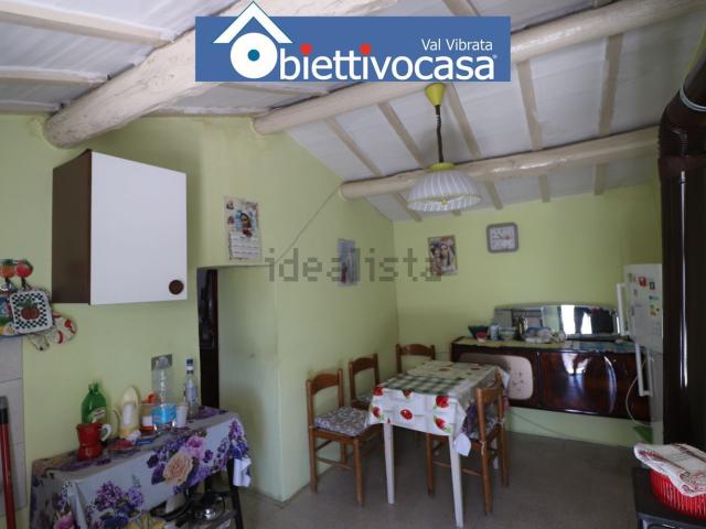 Rustico in vendita a Unione dei Comuni della Val Vibrata, Sant'omero