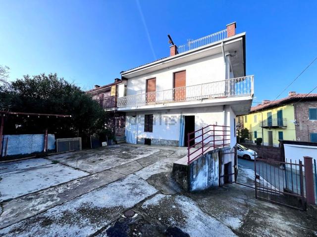 Rustico in vendita a Piemonte, Asti