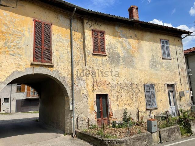 Rustico in vendita a Comabbio, Lombardia