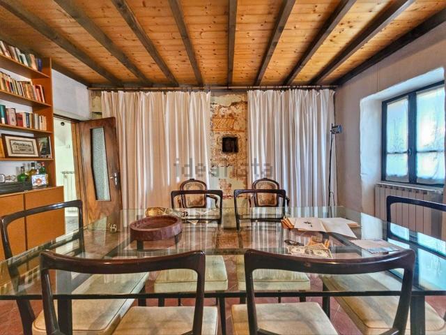 Rustico in vendita a Chiusavecchia, Liguria