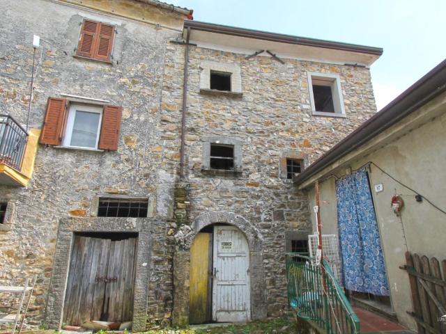 Rustico in vendita a Unione di comuni Montana Lunigiana, Fivizzano
