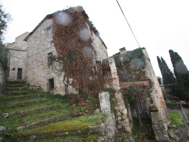 Rustico in vendita a Colpetrazzo, Umbria