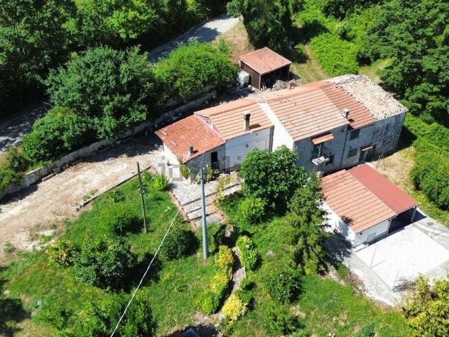 Rustico in vendita a Sepino, Molise
