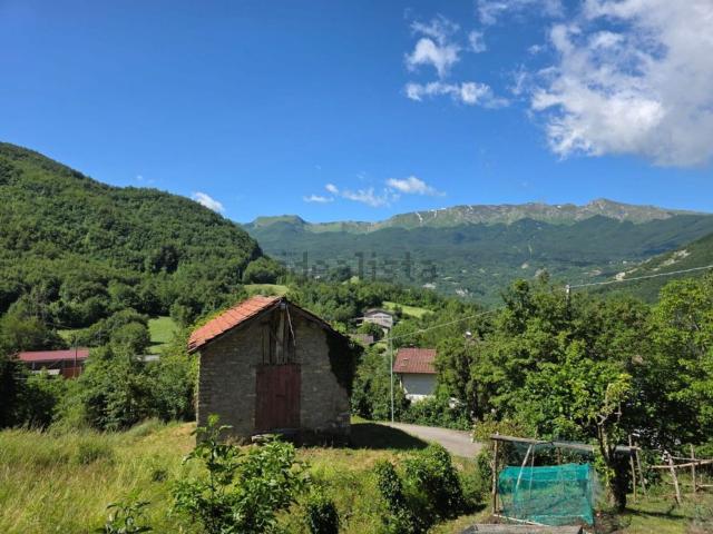 Rustico in vendita a Appennino Reggiano, Re