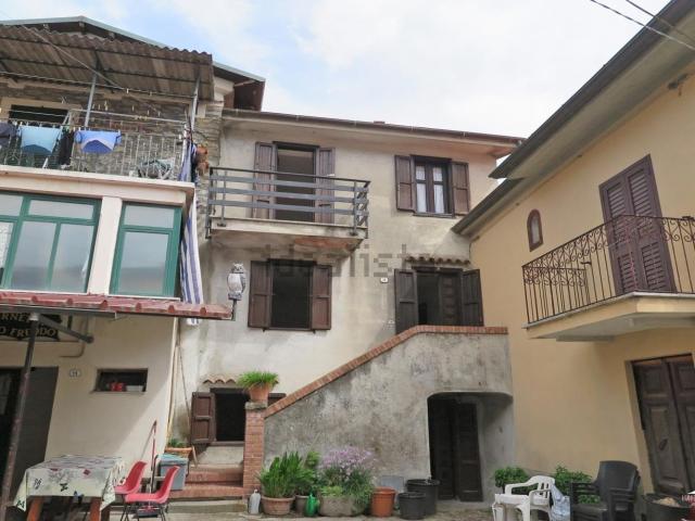 Rustico in vendita a Unione di comuni Montana Lunigiana, Bagnone
