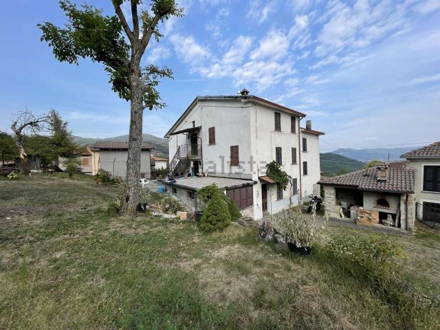 Rustico in vendita a Bardi, Reggio Emilia