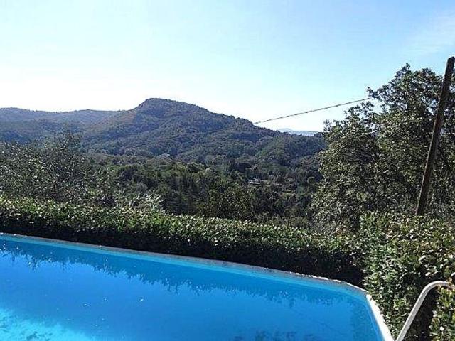 Rustico in vendita a Campo, Camaiore