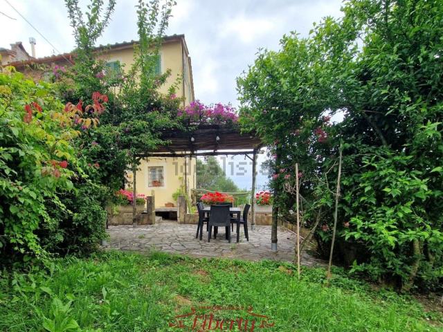 Rustico in vendita a Luciano, Massarosa
