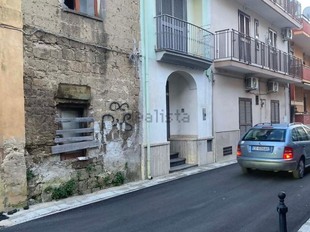 Rustico in vendita a San Nicola La Strada, Campania