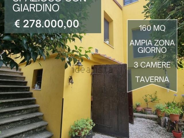 Rustico in vendita a Fauglia, Toscana