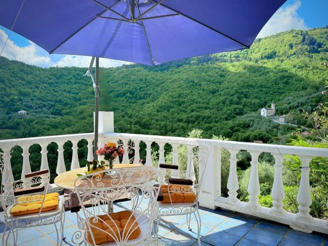 Rustico in vendita a Testico, Liguria