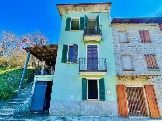 Rustico in vendita a Corte Brugnatella
