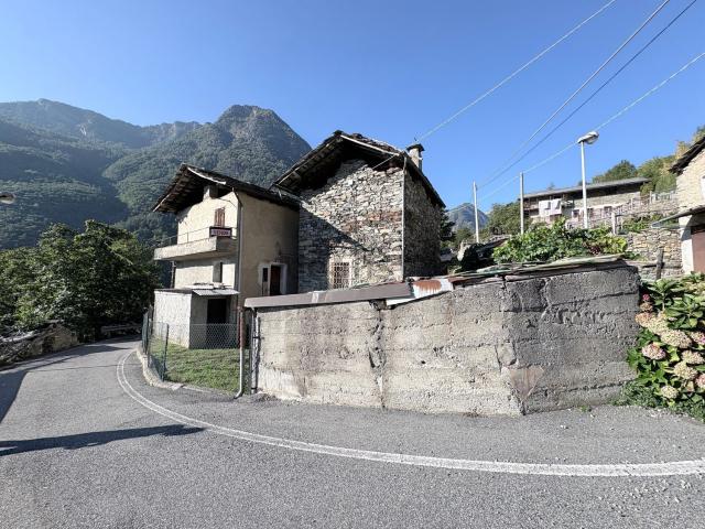Rustico in vendita a Folliasses, Hône