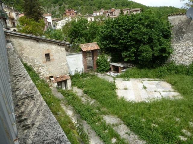 Rustico in vendita a Rocca Di Botte, Abruzzo