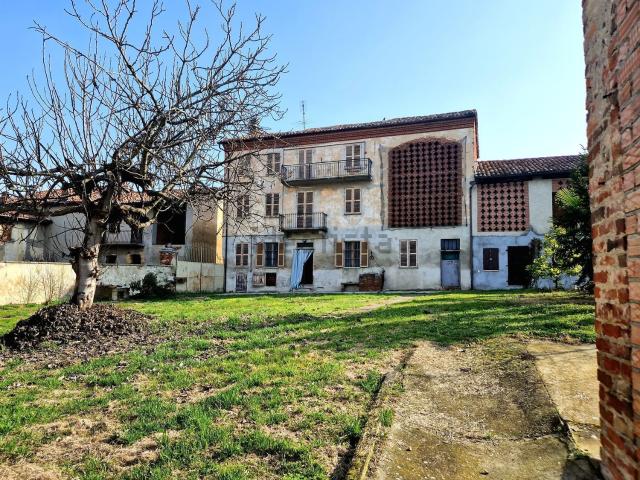 Rustico in vendita a Piemonte, Asti