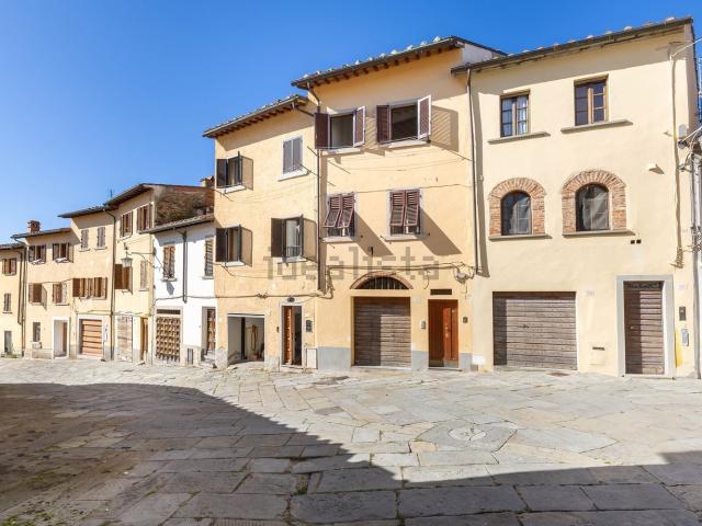 Rustico in vendita a Arezzo
