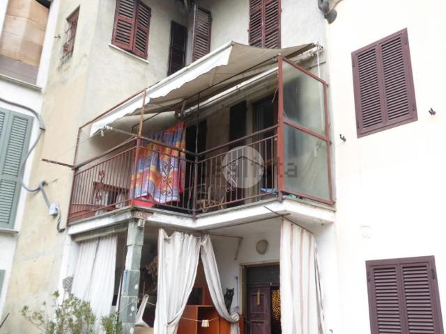 Rustico in vendita a C. Gavazzola, Stradella