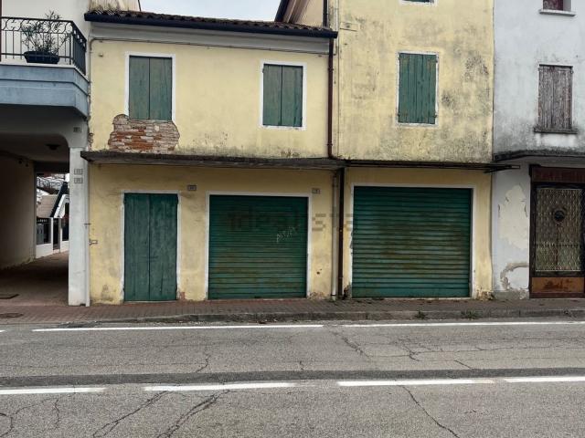 Rustico in vendita a Verzotto, Santa Giustina in Colle