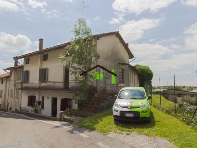 Rustico in vendita a Maniagolibero, Maniago