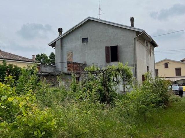 Rustico in vendita a Busseto, Reggio Emilia