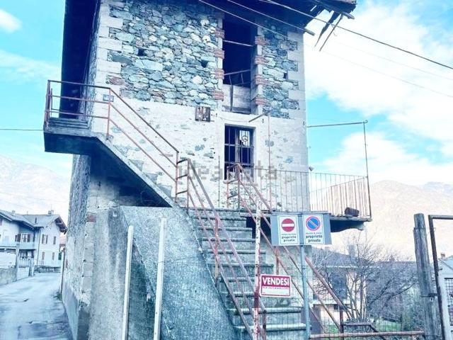 Rustico in vendita a Verres, Aosta